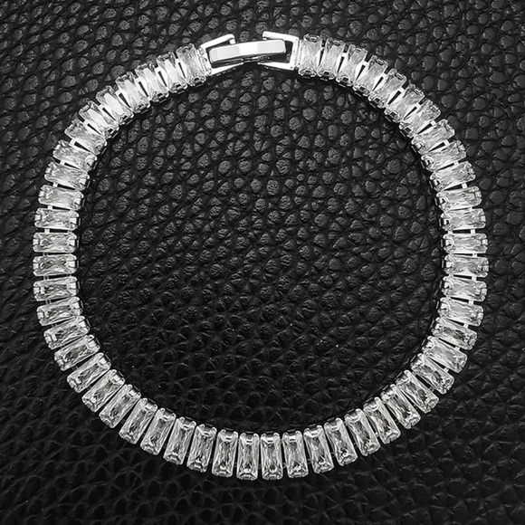 NEW 925 STERLING SILVER PRINCESS CUT DIAMOND BRACELET - Picture 3 of 7